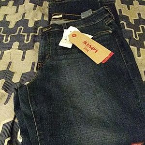 Levis jeans